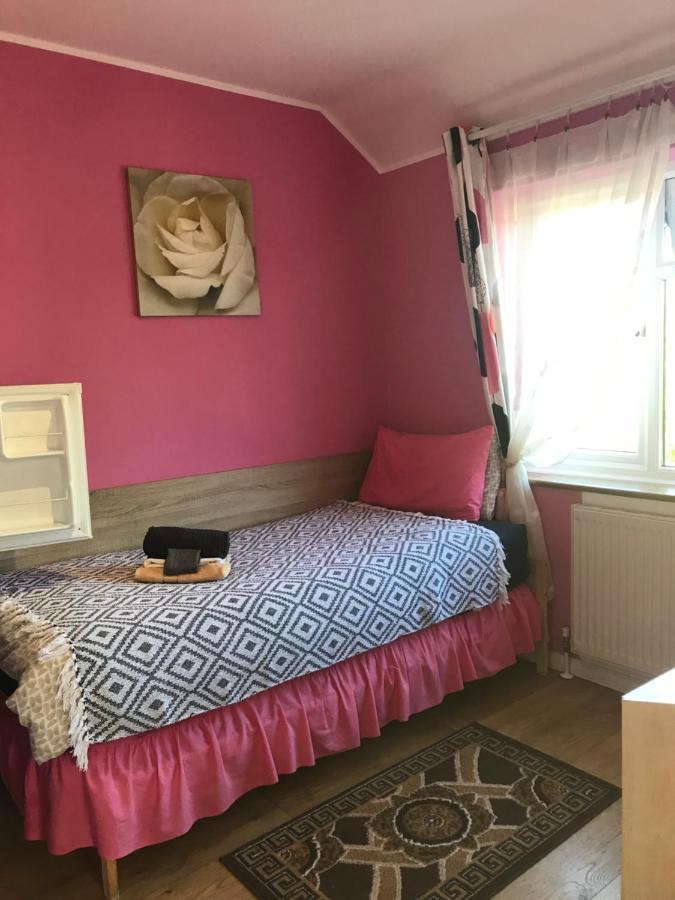 Becontreelodge Dagenham Kültér fotó