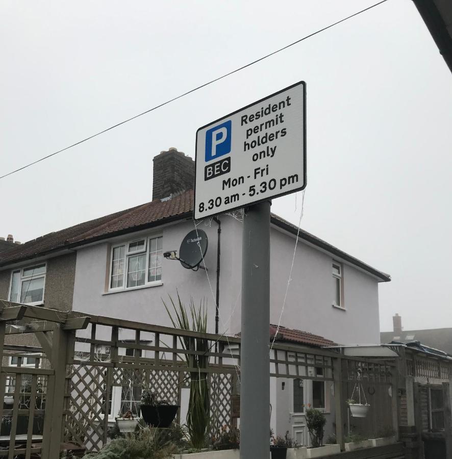 Becontreelodge Dagenham Kültér fotó