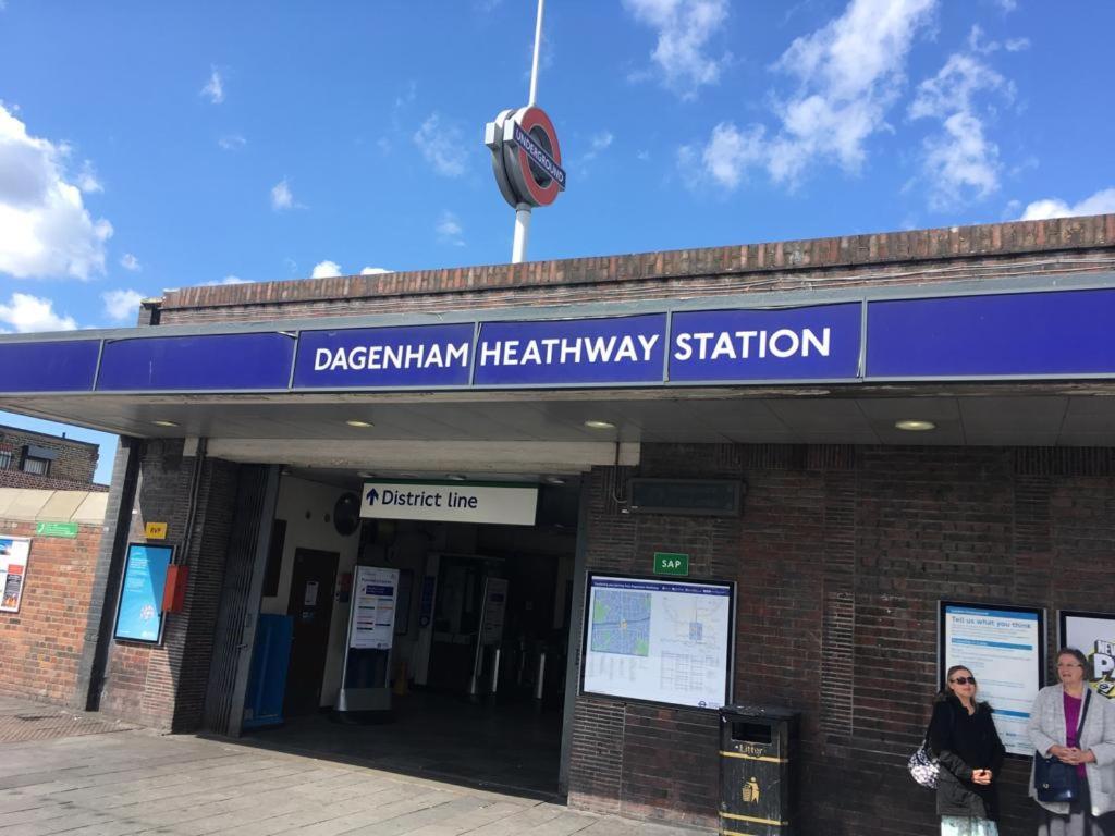 Becontreelodge Dagenham Kültér fotó
