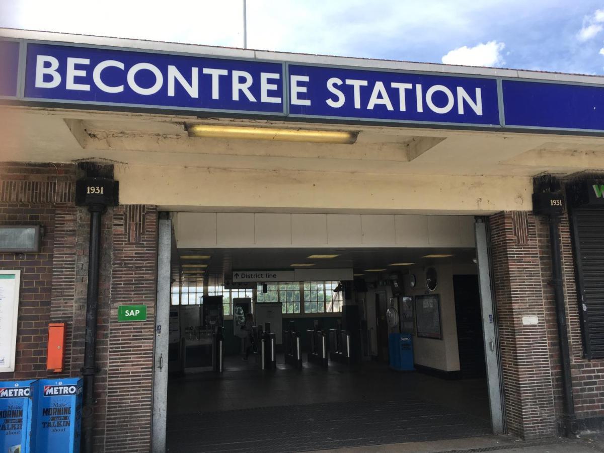 Becontreelodge Dagenham Kültér fotó